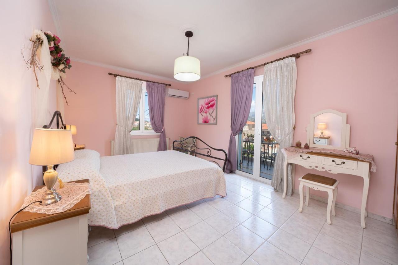 Aigli Elegant Sea View Apartment In Argostoli Ngoại thất bức ảnh