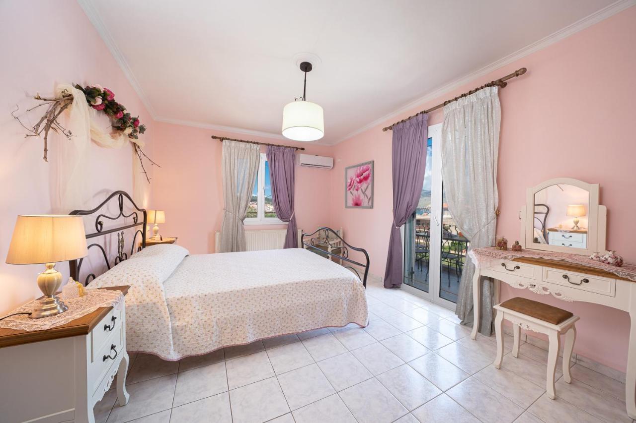 Aigli Elegant Sea View Apartment In Argostoli Ngoại thất bức ảnh